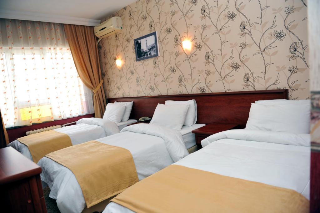 Saray Hotel Одрин Стая снимка